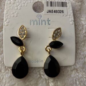 Mint Black and Gold Teardrop Crystal Dangle Earrings